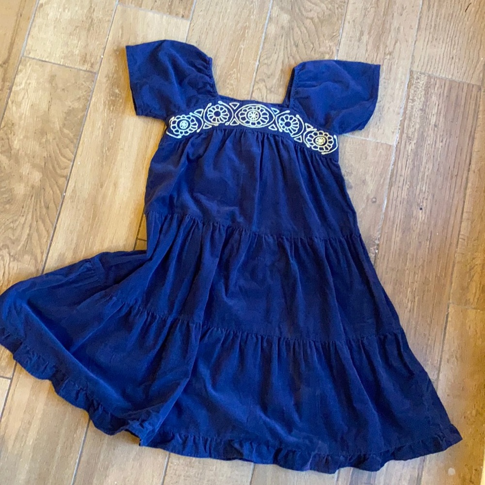 Mini Boden Girls blue corduroy tiered embroidered dress size 9/10